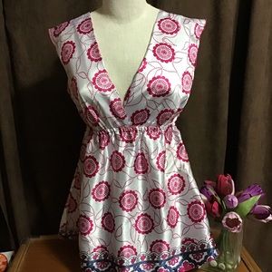 Floral blouse. Baby doll top.